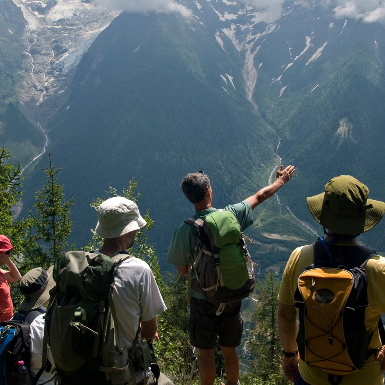 Why You Should Take a Guided Hike, Even If You’re Experienced